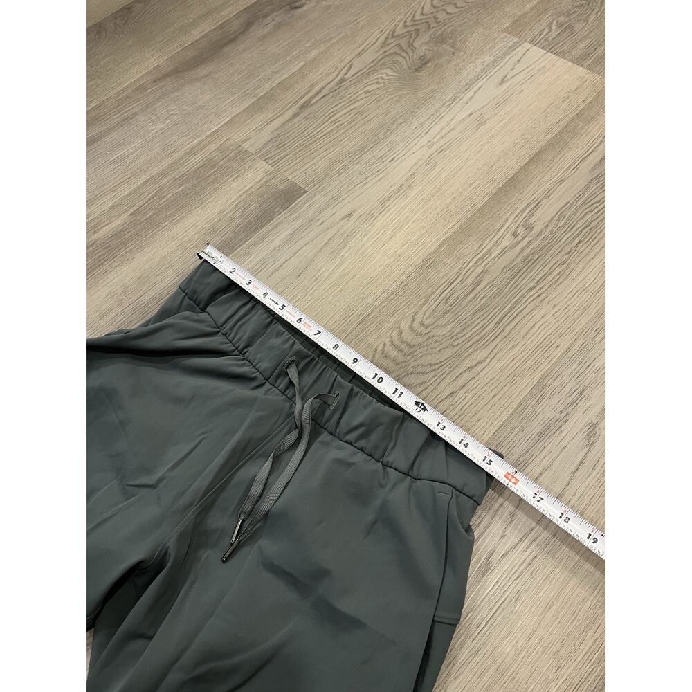 LULULEMON On The Fly Jogger Green Athleisure Pants Size 8 Inseam 27” - Picture 9 of 12